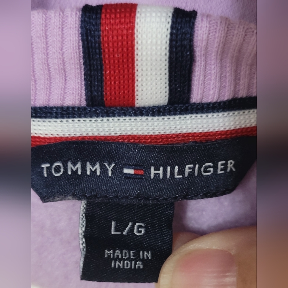 Tommy Hilfiger Sweatshirt, Size Large Long Sleeves, Light Purple - Picture 5 of 7